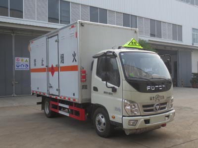 江特牌JDF5041XRYB6型易燃液體廂式運(yùn)輸車(chē)
