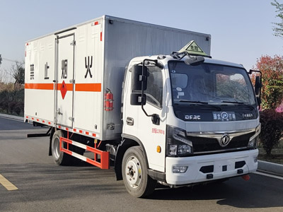 江特牌JDF5127XRYE6型易燃液體廂式運(yùn)輸車(chē)